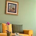 아파트 The Goldie *