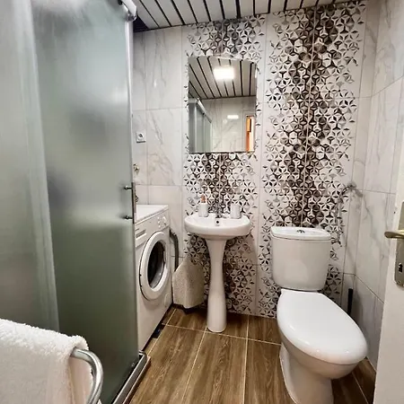 The Goldie Apartment *