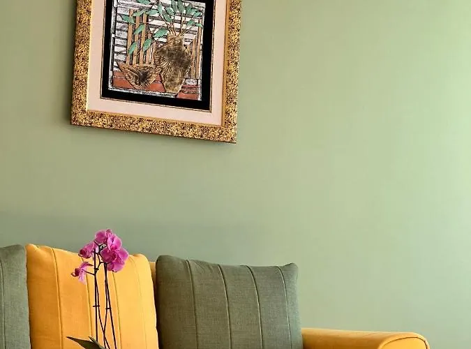 Apartament The Goldie *